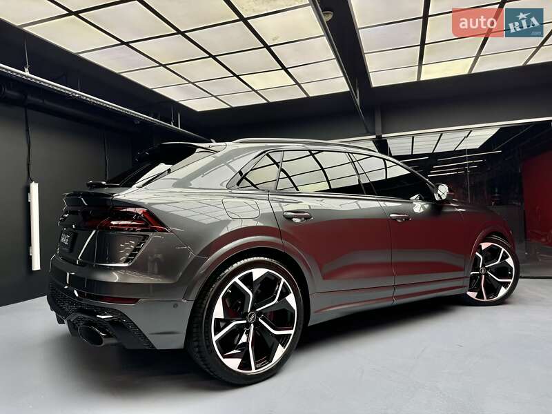 Внедорожник / Кроссовер Audi RS Q8 2021 в Киеве