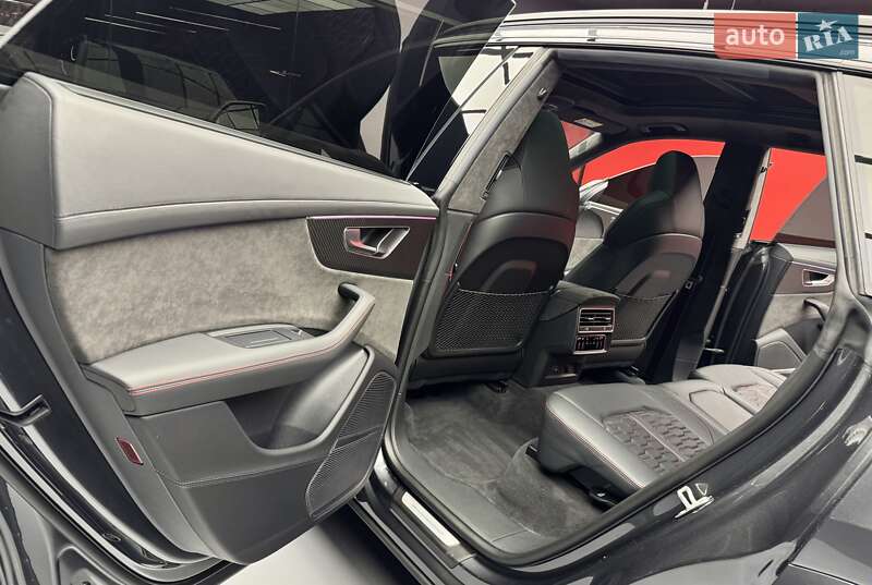 Внедорожник / Кроссовер Audi RS Q8 2021 в Киеве