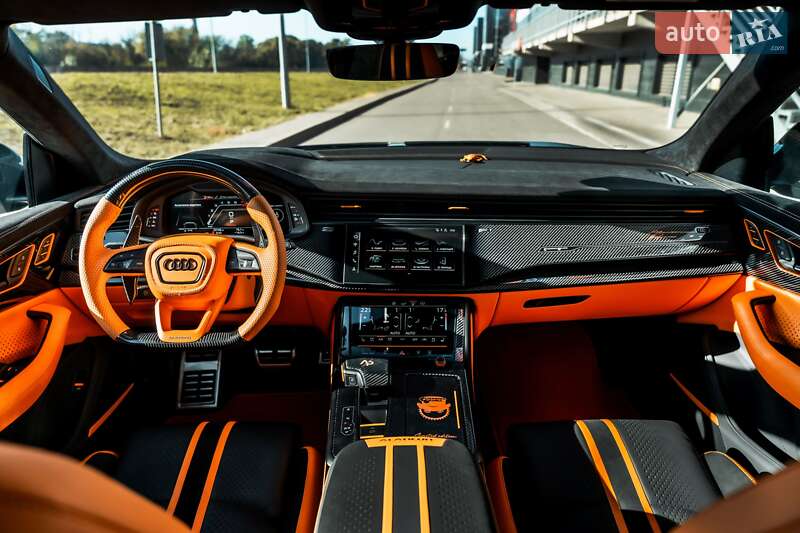 Позашляховик / Кросовер Audi RS Q8 2020 в Києві