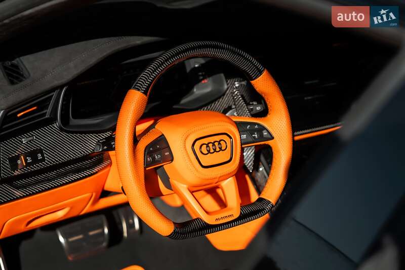 Позашляховик / Кросовер Audi RS Q8 2020 в Києві