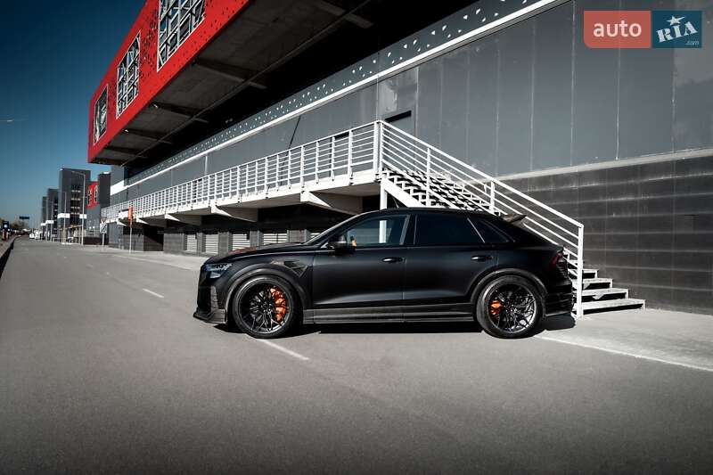 Позашляховик / Кросовер Audi RS Q8 2020 в Києві