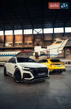 Позашляховик / Кросовер Audi RS Q8 2020 в 