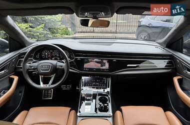 Внедорожник / Кроссовер Audi RS Q8 2021 в 