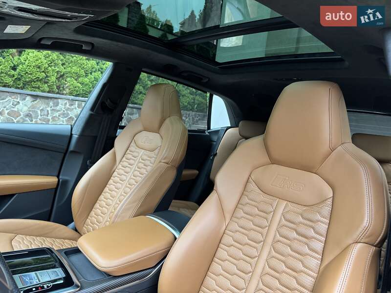 Внедорожник / Кроссовер Audi RS Q8 2021 в Киеве