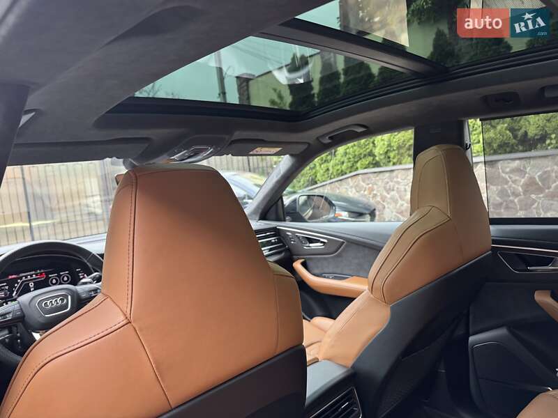 Внедорожник / Кроссовер Audi RS Q8 2021 в Киеве