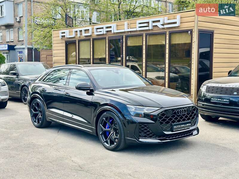 Audi RS Q8 2025