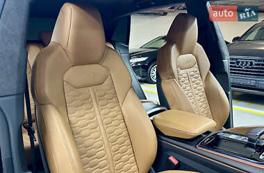 Внедорожник / Кроссовер Audi RS Q8 2020 в 