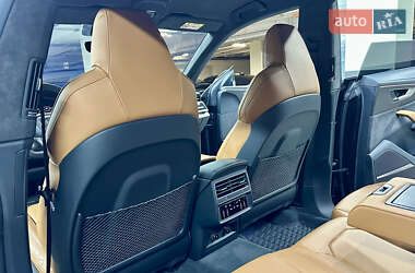 Внедорожник / Кроссовер Audi RS Q8 2020 в 