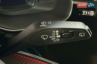 Внедорожник / Кроссовер Audi RS Q8 2020 в 