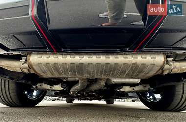 Позашляховик / Кросовер Audi RS Q8 2020 в 