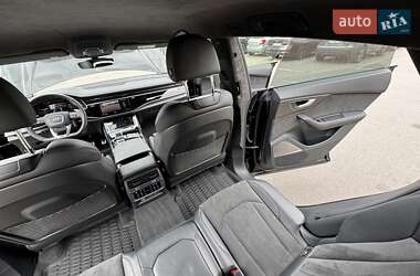 Позашляховик / Кросовер Audi RS Q8 2020 в 