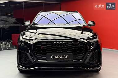 Внедорожник / Кроссовер Audi RS Q8 2023 в 
