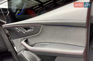 Внедорожник / Кроссовер Audi RS Q8 2023 в 