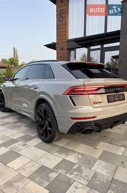 Внедорожник / Кроссовер Audi RS Q8 2022 в 