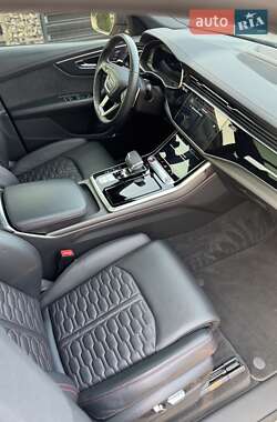 Внедорожник / Кроссовер Audi RS Q8 2022 в 