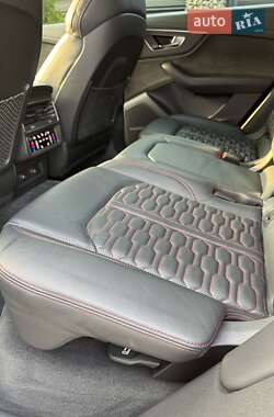 Внедорожник / Кроссовер Audi RS Q8 2022 в 