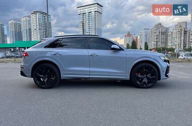 Внедорожник / Кроссовер Audi RS Q8 2021 в 