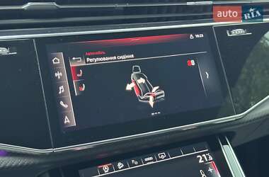 Внедорожник / Кроссовер Audi RS Q8 2021 в 