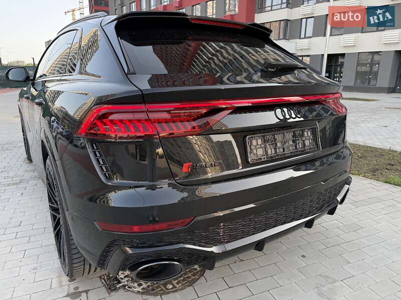 Внедорожник / Кроссовер Audi RS Q8 2024 в Киеве