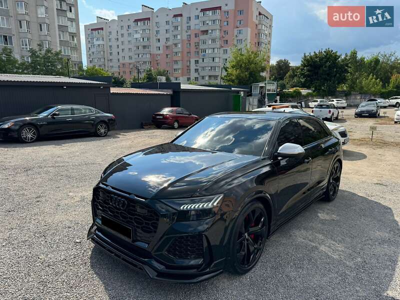 Позашляховик / Кросовер Audi RS Q8 2020 в Вінниці