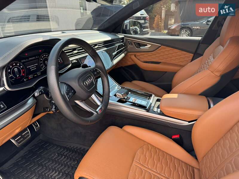 Позашляховик / Кросовер Audi RS Q8 2020 в Вінниці