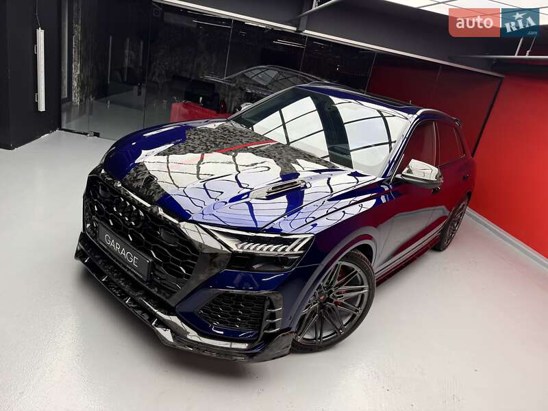 Внедорожник / Кроссовер Audi RS Q8 2020 в Киеве