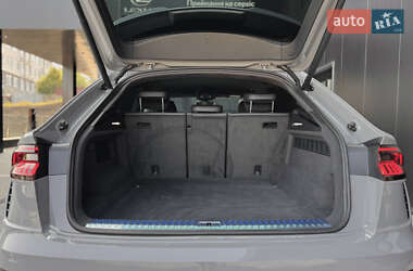 Внедорожник / Кроссовер Audi RS Q8 2023 в 