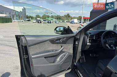 Внедорожник / Кроссовер Audi RS Q8 2020 в 