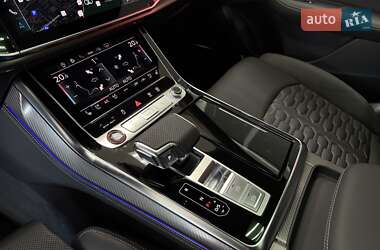 Внедорожник / Кроссовер Audi RS Q8 2023 в 
