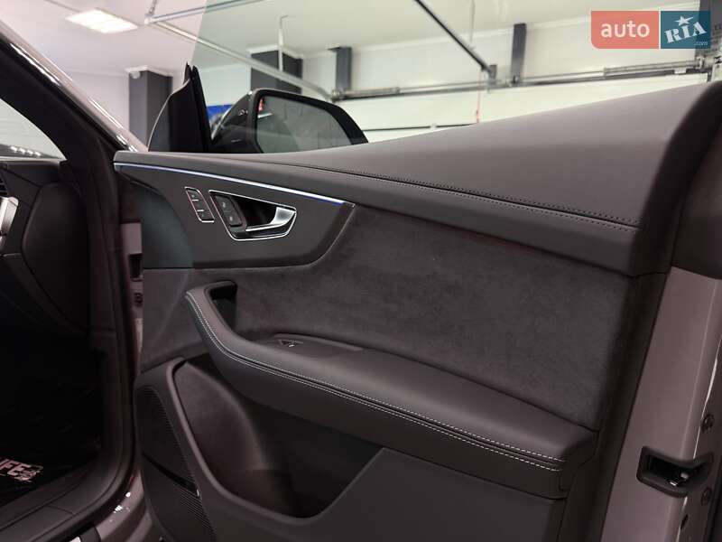 Позашляховик / Кросовер Audi RS Q8 2023 в Тернополі