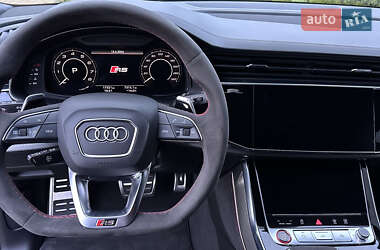 Внедорожник / Кроссовер Audi RS Q8 2023 в 