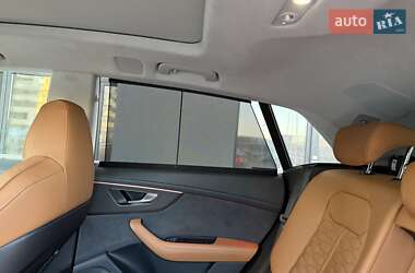 Внедорожник / Кроссовер Audi RS Q8 2024 в 