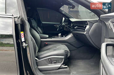 Внедорожник / Кроссовер Audi RS Q8 2023 в 