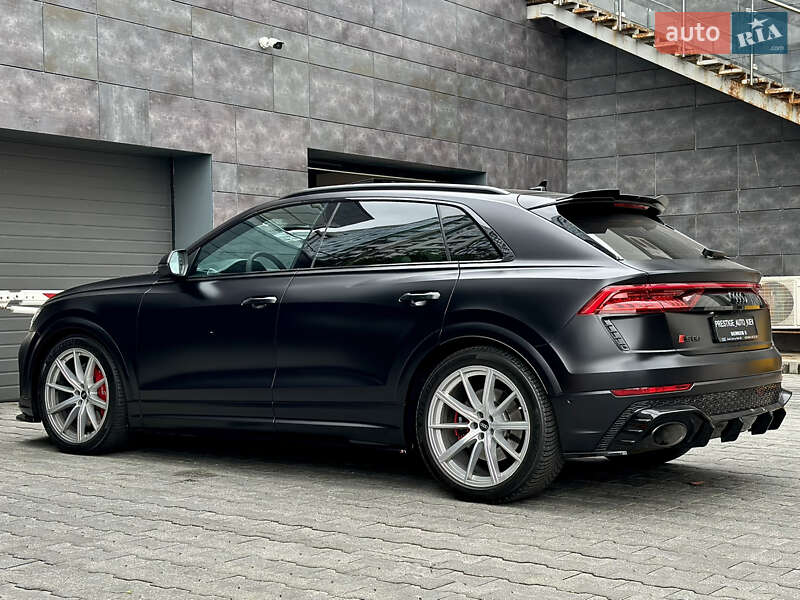 Позашляховик / Кросовер Audi RS Q8 2020 в Києві