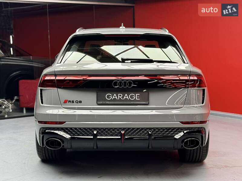 Внедорожник / Кроссовер Audi RS Q8 2025 в Киеве
