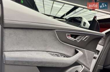 Внедорожник / Кроссовер Audi RS Q8 2025 в 