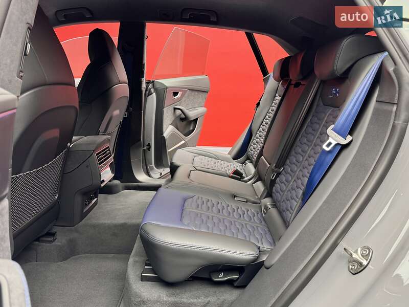 Внедорожник / Кроссовер Audi RS Q8 2025 в Киеве