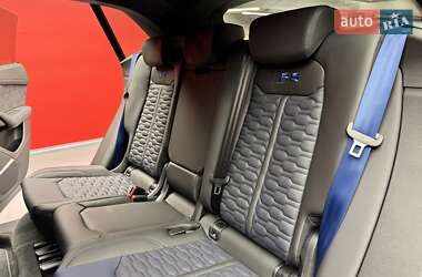 Внедорожник / Кроссовер Audi RS Q8 2025 в 