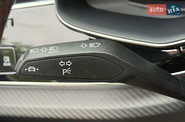 Внедорожник / Кроссовер Audi RS Q8 2024 в 