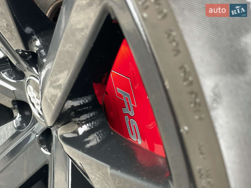 Внедорожник / Кроссовер Audi RS Q8 2020 в Киеве