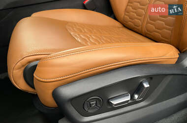 Внедорожник / Кроссовер Audi RS Q8 2020 в 
