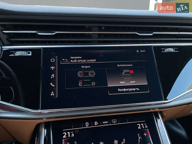 Внедорожник / Кроссовер Audi RS Q8 2020 в Киеве