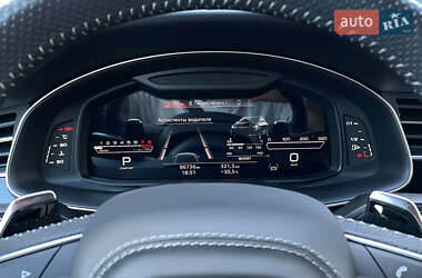 Внедорожник / Кроссовер Audi RS Q8 2020 в 