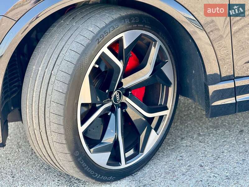 Внедорожник / Кроссовер Audi RS Q8 2021 в Львове