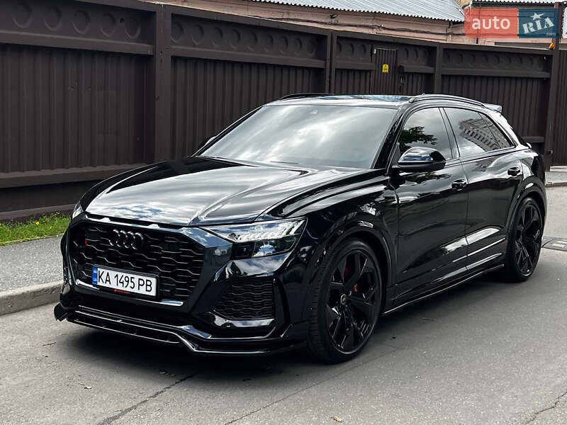Внедорожник / Кроссовер Audi RS Q8 2023 в Киеве