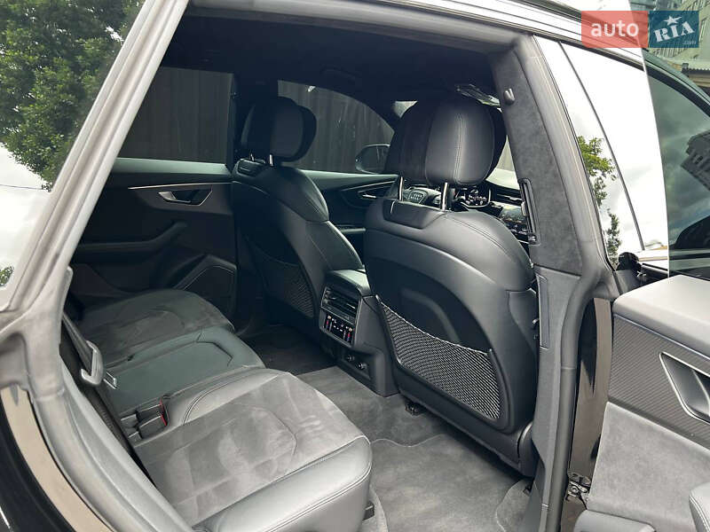Внедорожник / Кроссовер Audi RS Q8 2023 в Киеве