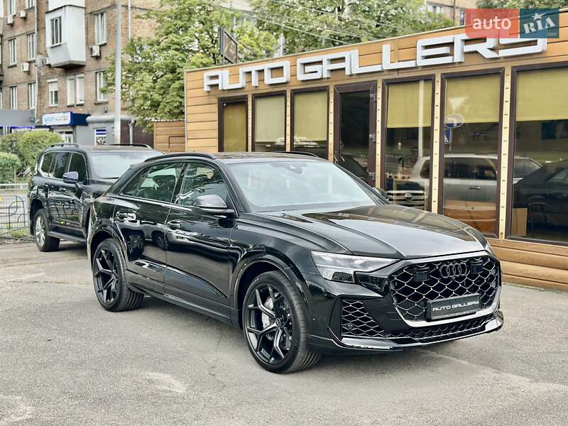 Внедорожник / Кроссовер Audi RS Q8 2025 в Киеве