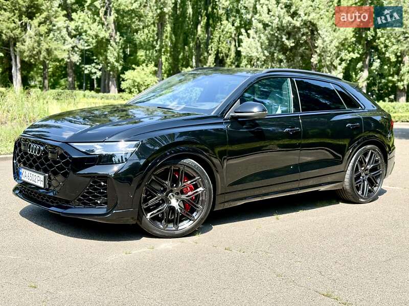 Внедорожник / Кроссовер Audi RS Q8 2025 в Киеве