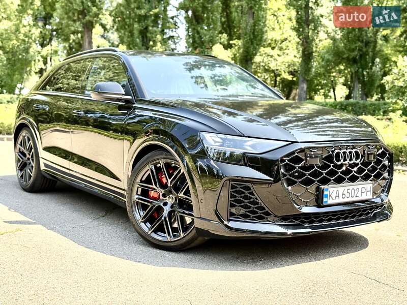 Внедорожник / Кроссовер Audi RS Q8 2025 в Киеве
