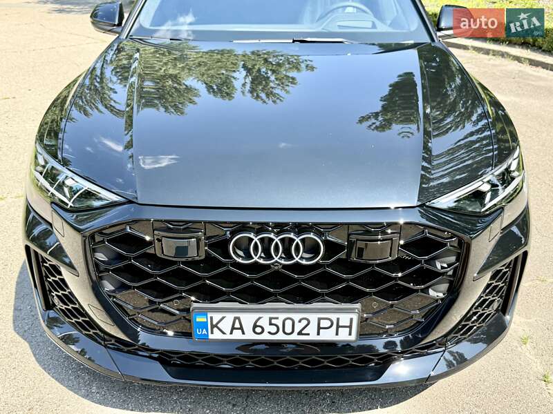 Внедорожник / Кроссовер Audi RS Q8 2025 в Киеве
